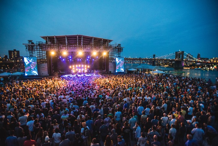 Best urban parks for outdoor concerts